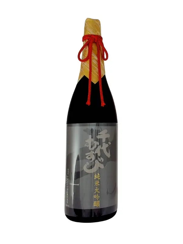Chiyomusubi Junmai Daiginjyo 40 1 8L Bottle Image
