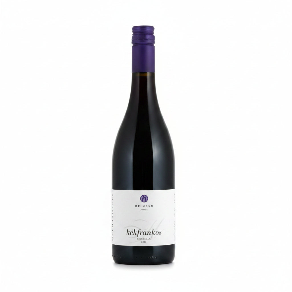 Heimann Kekfrankos red wine bottle 750mL with label featuring traditional Hungarian wine artwork