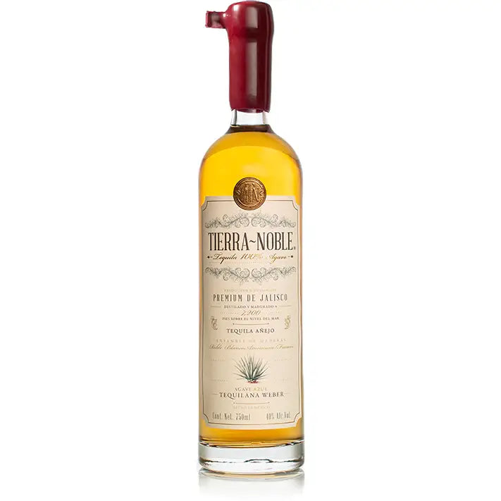 Tierra Noble Anejo 750Ml Bottle Image